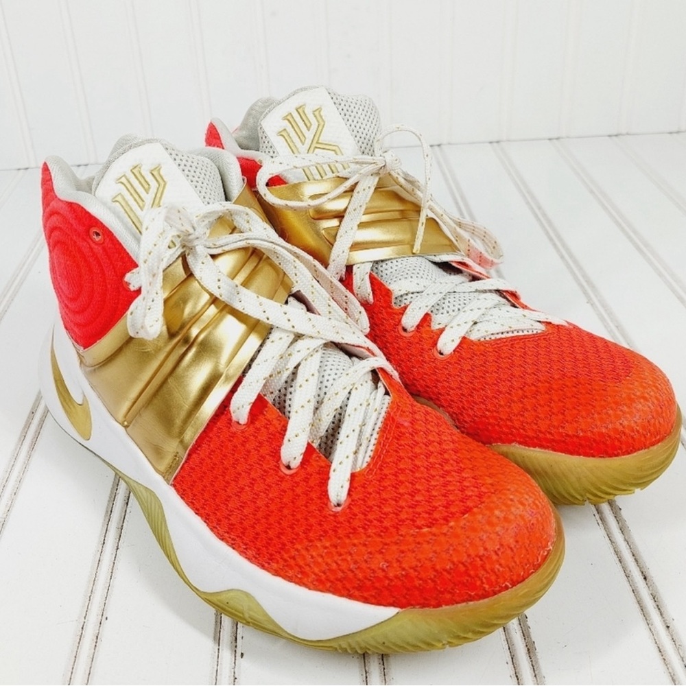 Nike ID Hatin Kyrie 2, men’s 7.5